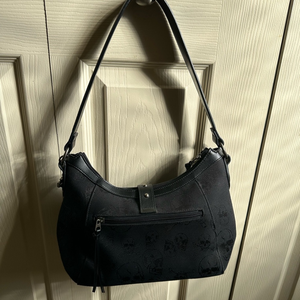 Harley-Davidson Black Skull Embossed Shoulder Bag - Picture 3 of 6